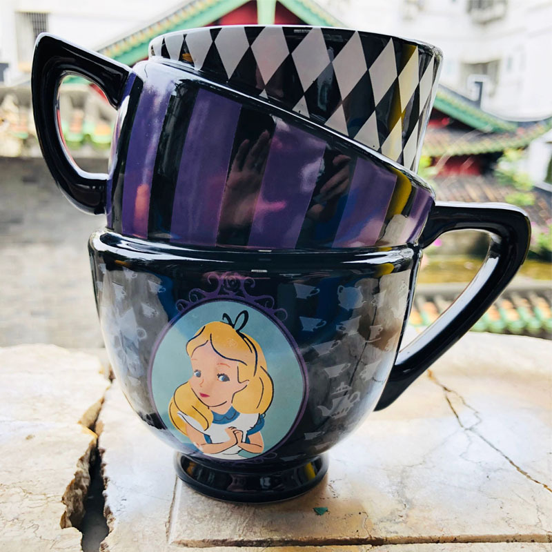Alice In Wonderland Cartoon St - Coffee Y Tea 评论和价格